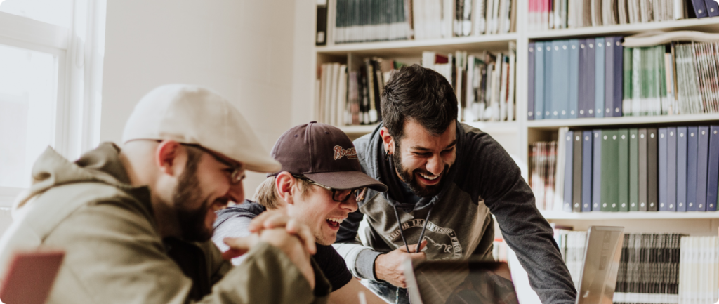 AI tools for social media mangers featured image